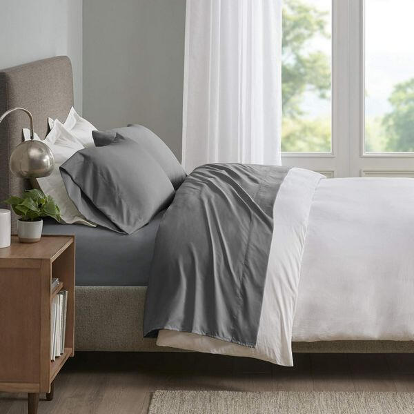 Sleep Philosophy Smart Cool Sheets Sleep Philosophy Smart Cool Sheets — phase-change cooling sheets that regulate body temperature, wick away moisture, and help hot sleepers stay comfortable all night.